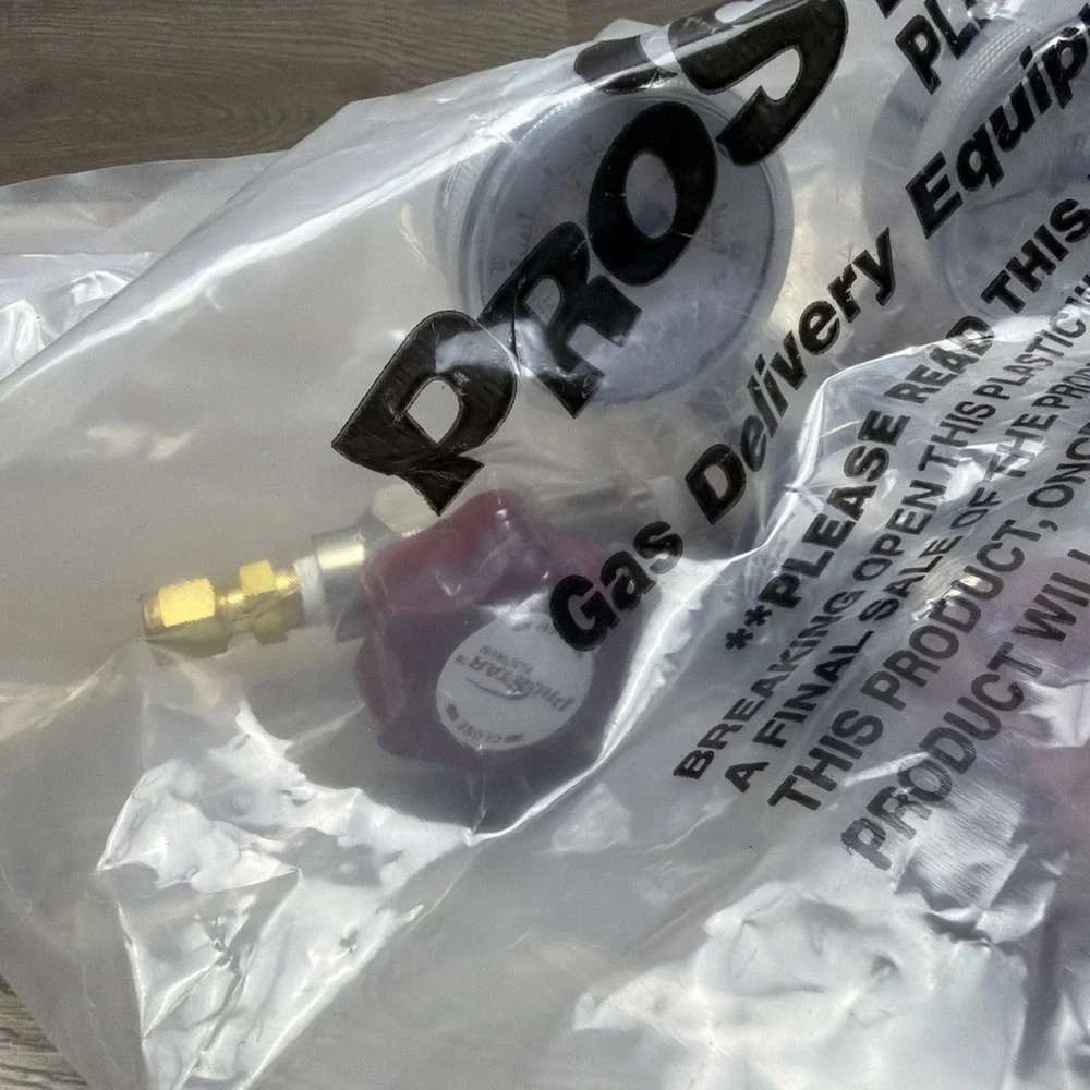Brand New/ Factory Sealed Prostar Platinum Gas Regulator Model PRS301323